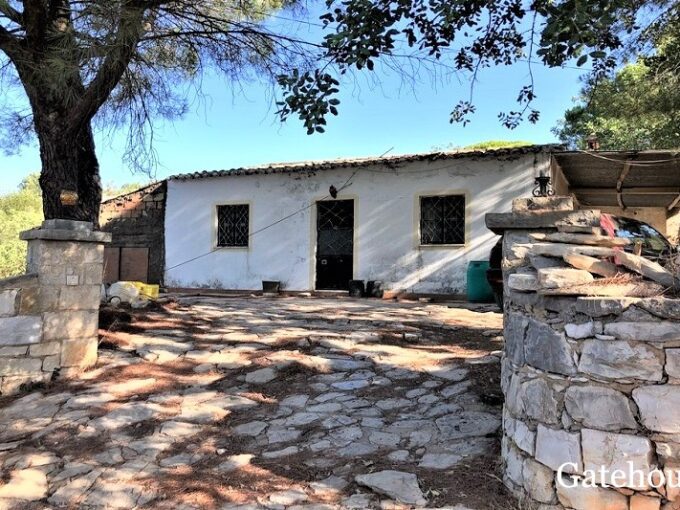 3 Bed Villa For Renovation Santa Barbara Algarve
