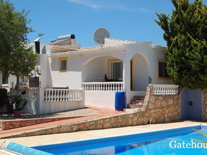 3 Bed Villa With Pool In Lagoa Algarve For Sale