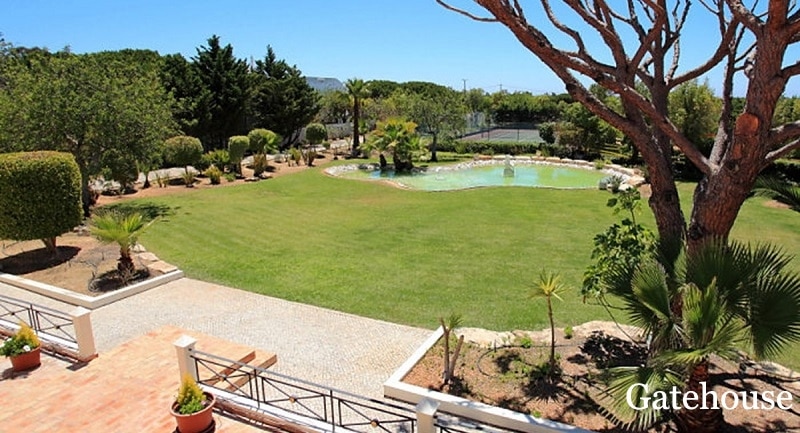6-Bed-Villa-With-Pool-Tennis-Court-8500m2-Plot-Overlooking-Vale-do-Lobo-Resort-3
