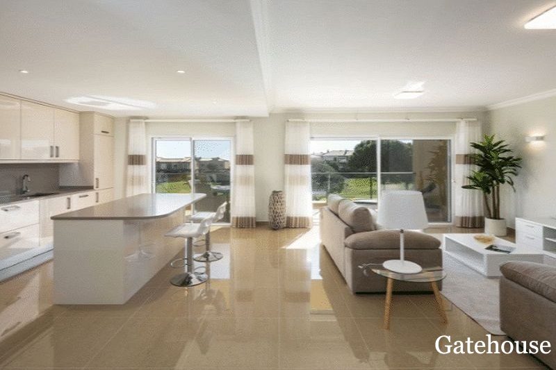 Apartments-For-Sale-On-Boavista-Golf-Resort-Algarve-4