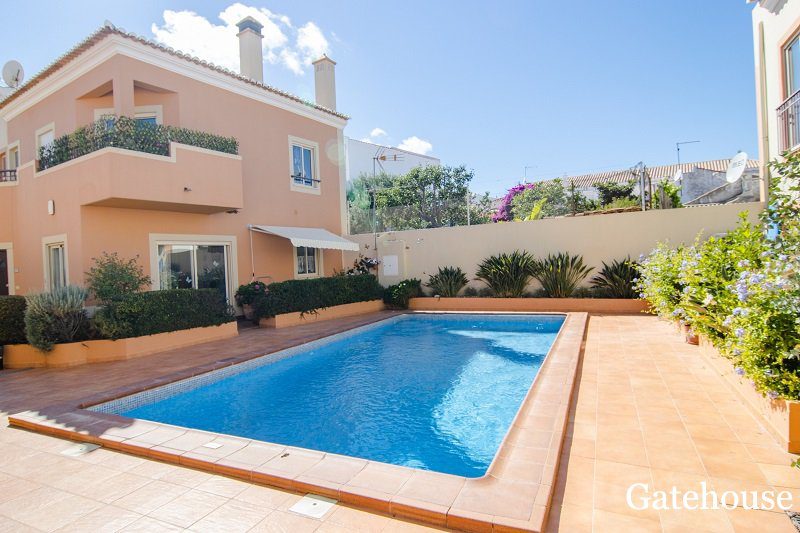 Budens Algarve 2 Bedroom Townhouse With Shared Pool For Sale