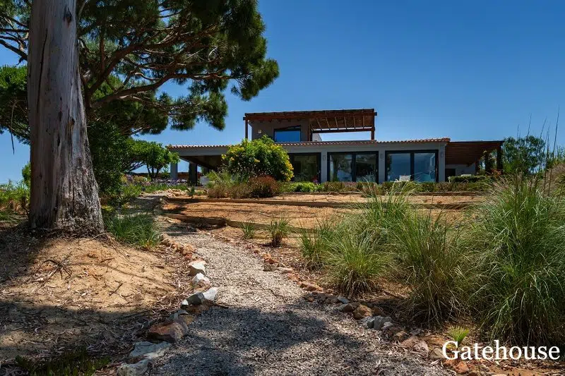 Renovated-5-Bed-Farmhouse-Near-Vale-do-Lobo-Golf-Resort-Algarve-76