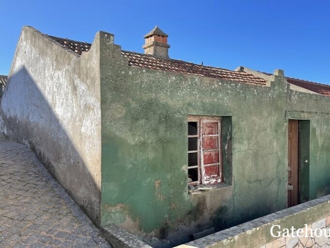 West Algarve Property For Renovation