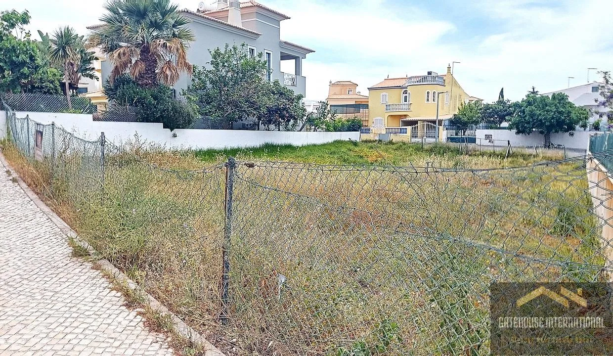 Land for sale in Albufeira, Portugal — €390,000
