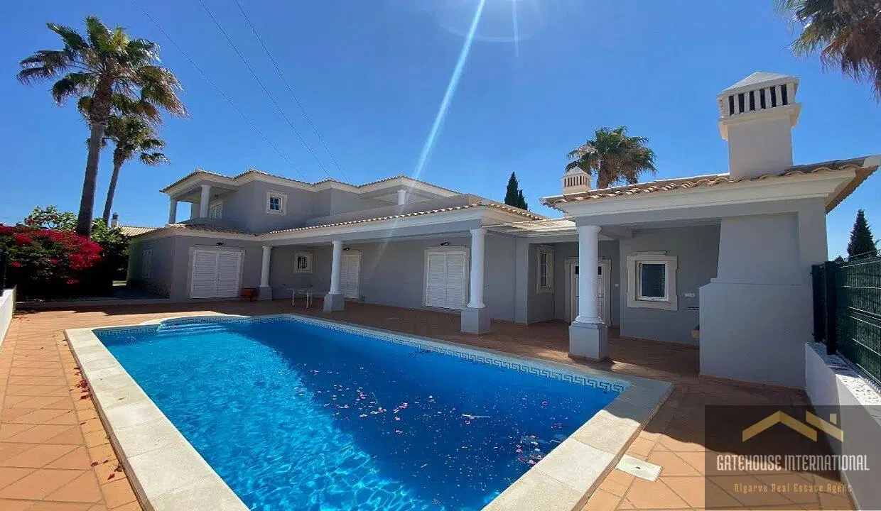 Algarve 4 Bed Villa For Sale Near Vila Sol 1