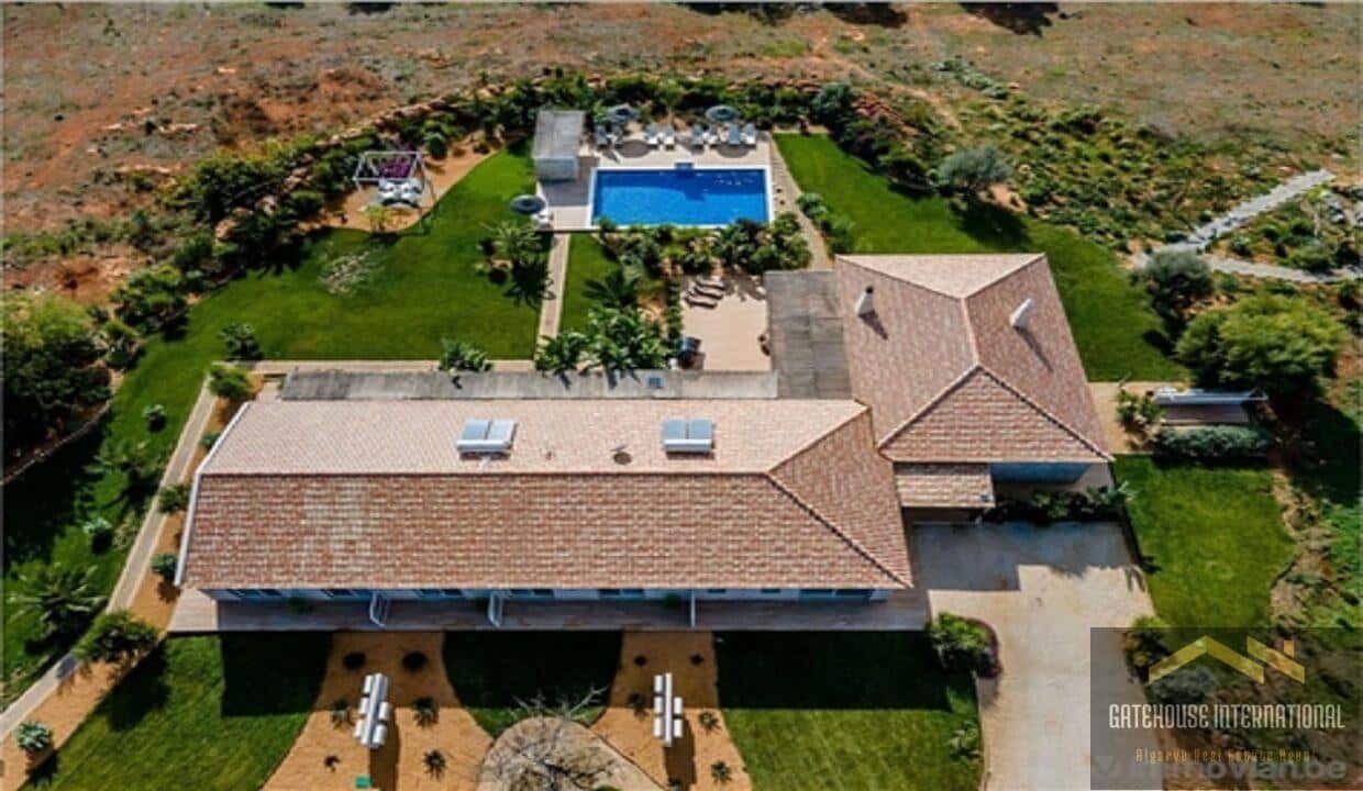 Algarve Algarve 3 Bed Villa Plus 3 Guest Apartments0