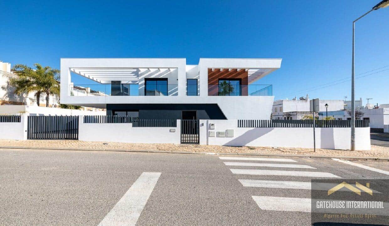 Quelfes East Algarve Brand New Villa For Sale 1