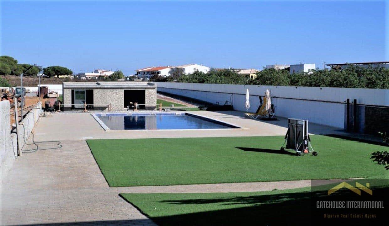 Villa For Sale In Albufeira Algarve65