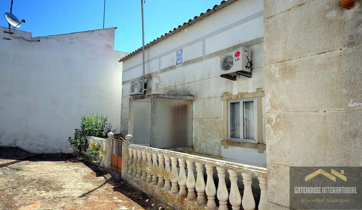 3 Bedroom Property For Sale In Salir Loule Algarve909