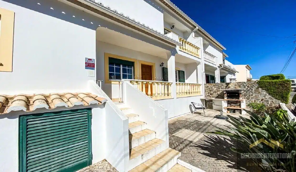4 Bed House For Sale In Lagos Algarve Close To The Beach7