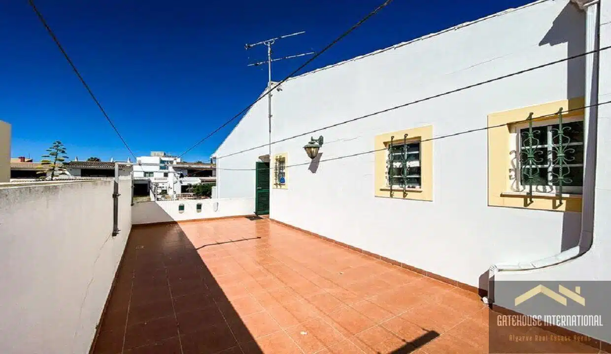 4 Bed House For Sale In Lagos Algarve Close To The Beach78