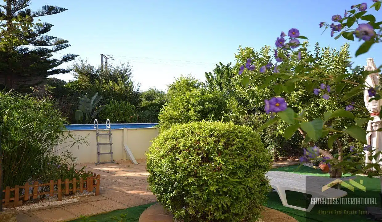 Villa With 4 Beds Plus 2 Commercial Units In Loule Algarve778