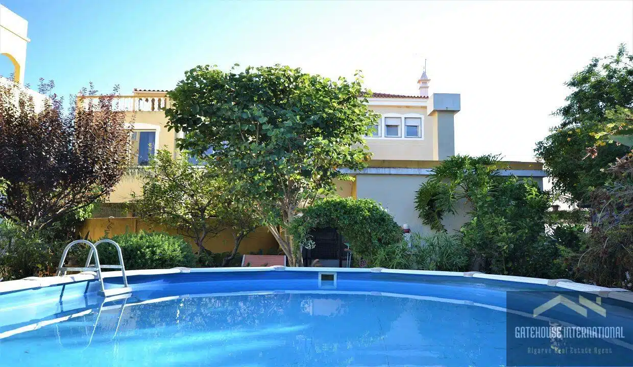 Villa With 4 Beds Plus 2 Commercial Units In Loule Algarve998