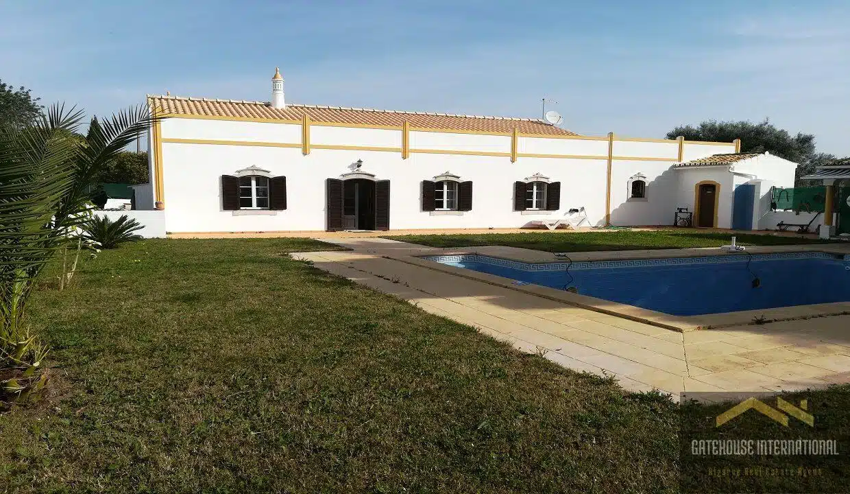 3 Bed Traditional Villa For Sale In Boliqueime Algarve