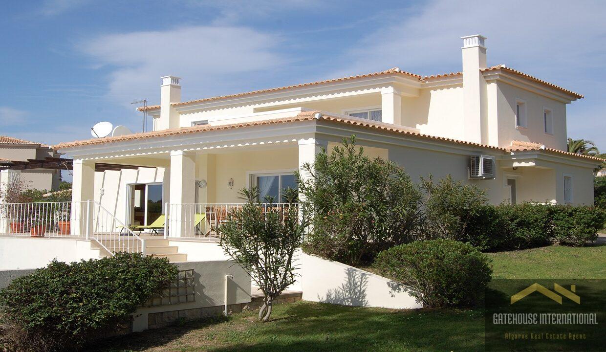 4 Bed En-suite Villa For Sale In Carvoeiro Algarve 2