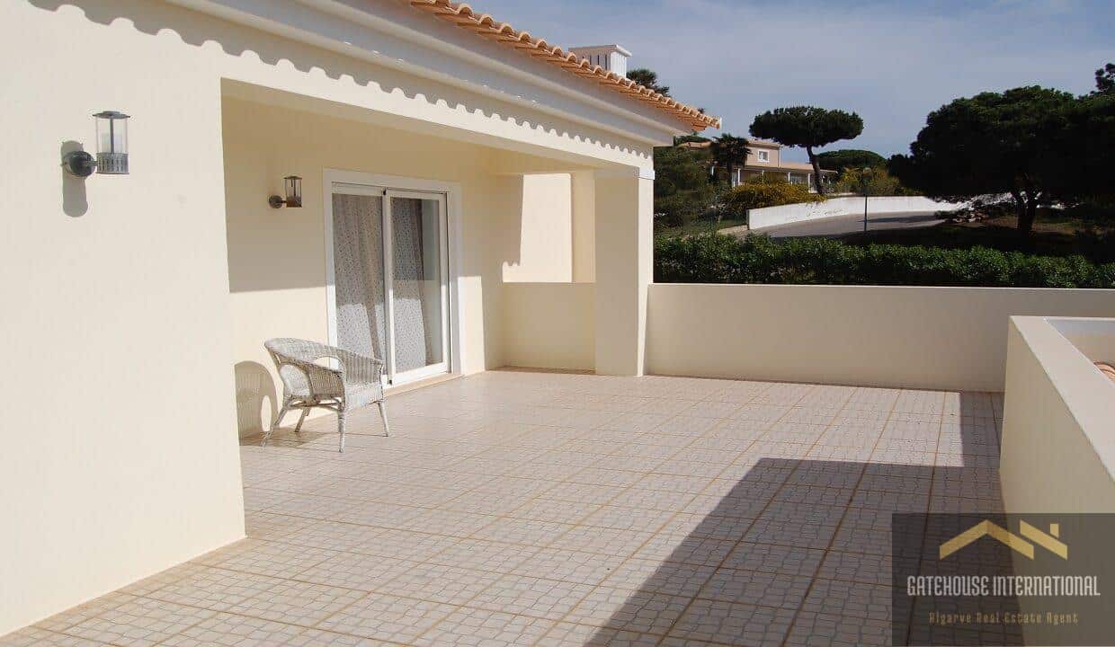 4 Bed En-suite Villa For Sale In Carvoeiro Algarve 25