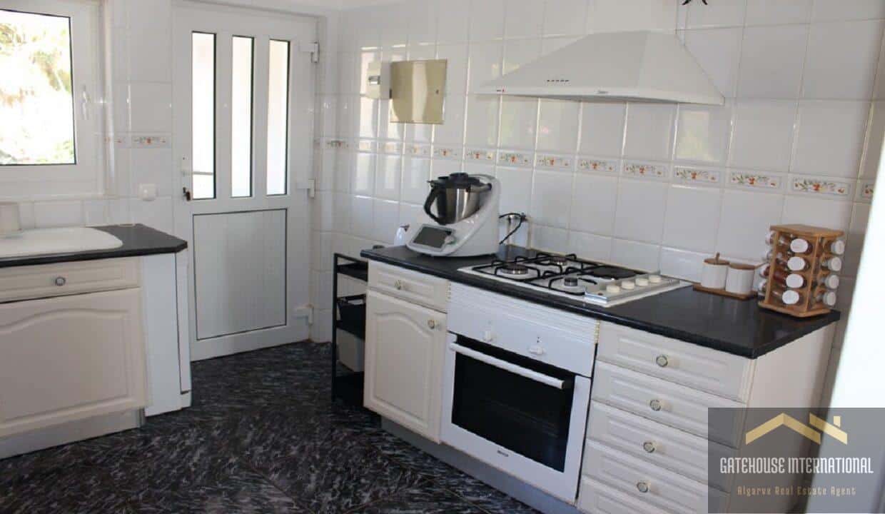 4 Bed Villa For Sale In Santa Barbara de Nexe Algarve009