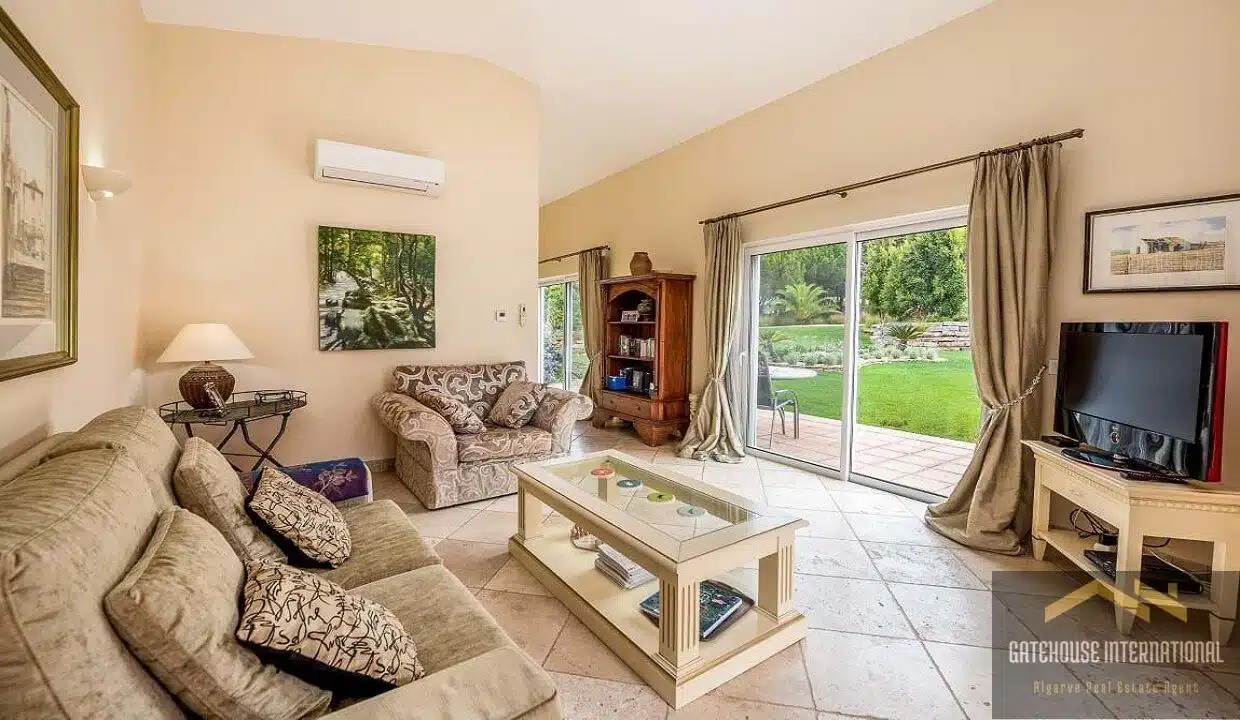 4 Bed Villa Including Annex With Pool In Praia da Luz West Algarve For Sale 21