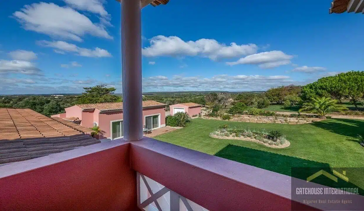 4 Bed Villa Including Annex With Pool In Praia da Luz West Algarve For Sale 54