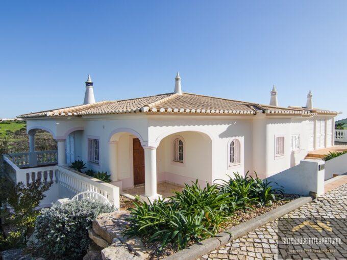 Villa med 4 soveværelser på Golf de Santo Antonio Resort Algarve 1