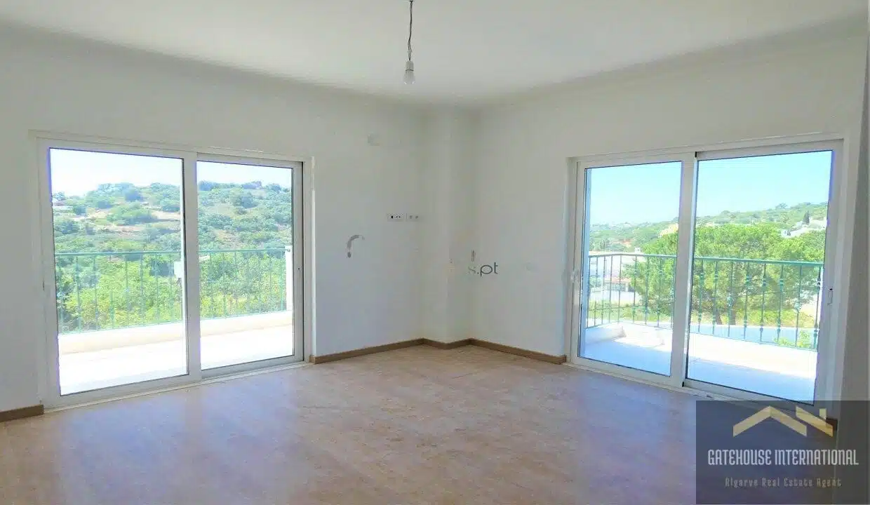 4 Bedroom Villa For Sale In Goncinha Loule Algarve 4