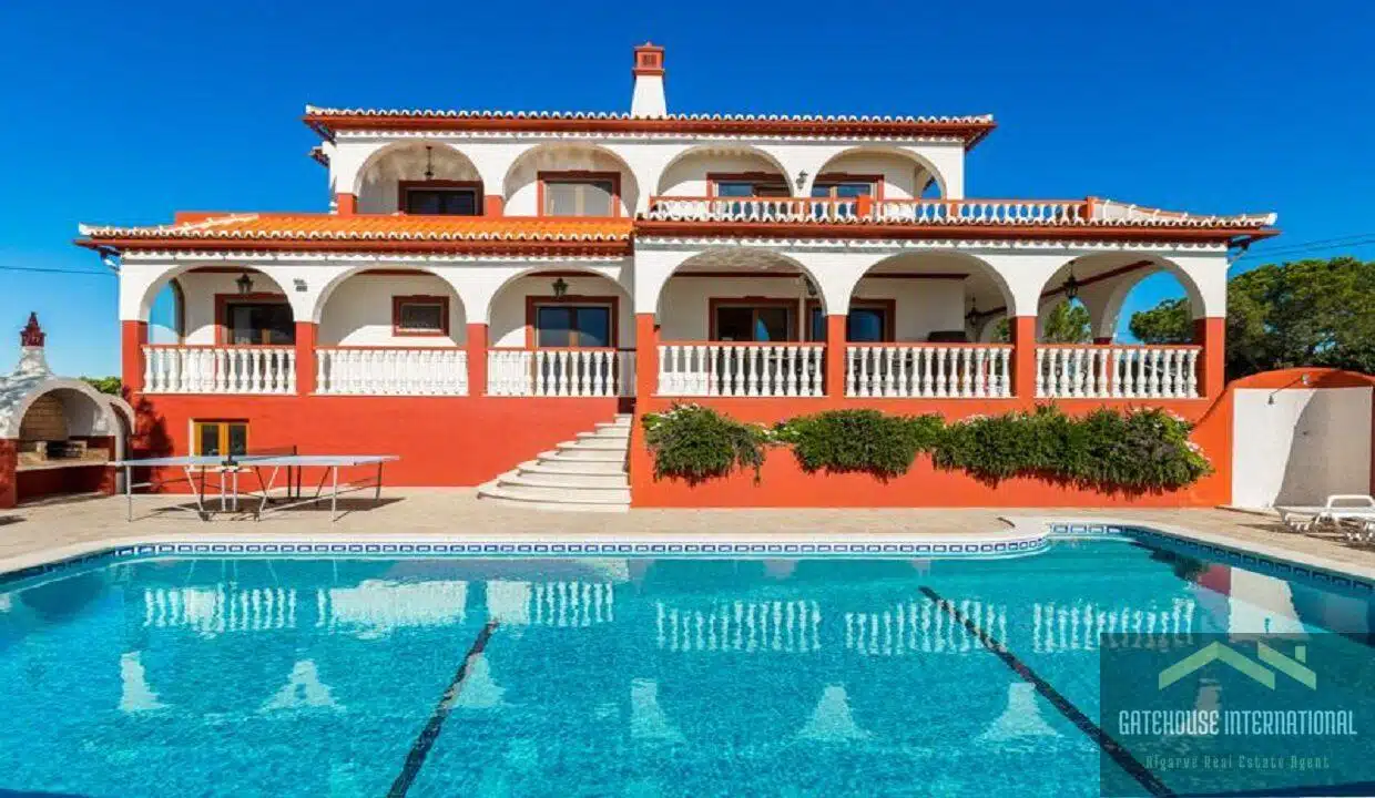 5 Bed Villa For Sale In Carvoeiro Algarve With Sea Views 2
