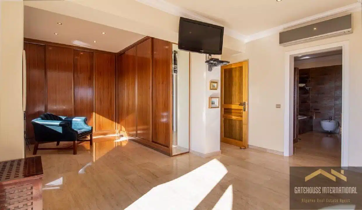 5 Bed Villa For Sale In Carvoeiro Algarve With Sea Views 76