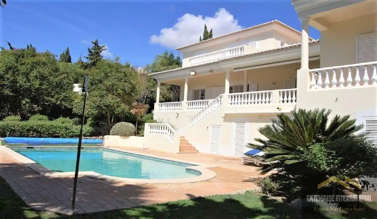 5 Bed Villa With Praia da Luz Algarve With Sea Views
