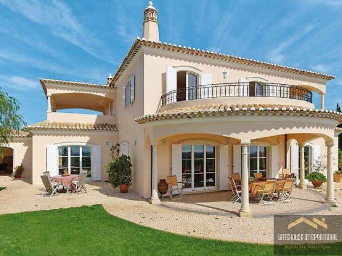 Villa de luxe au sommet d'une colline avec vue à 360 degrés dans le centre de l'Algarve