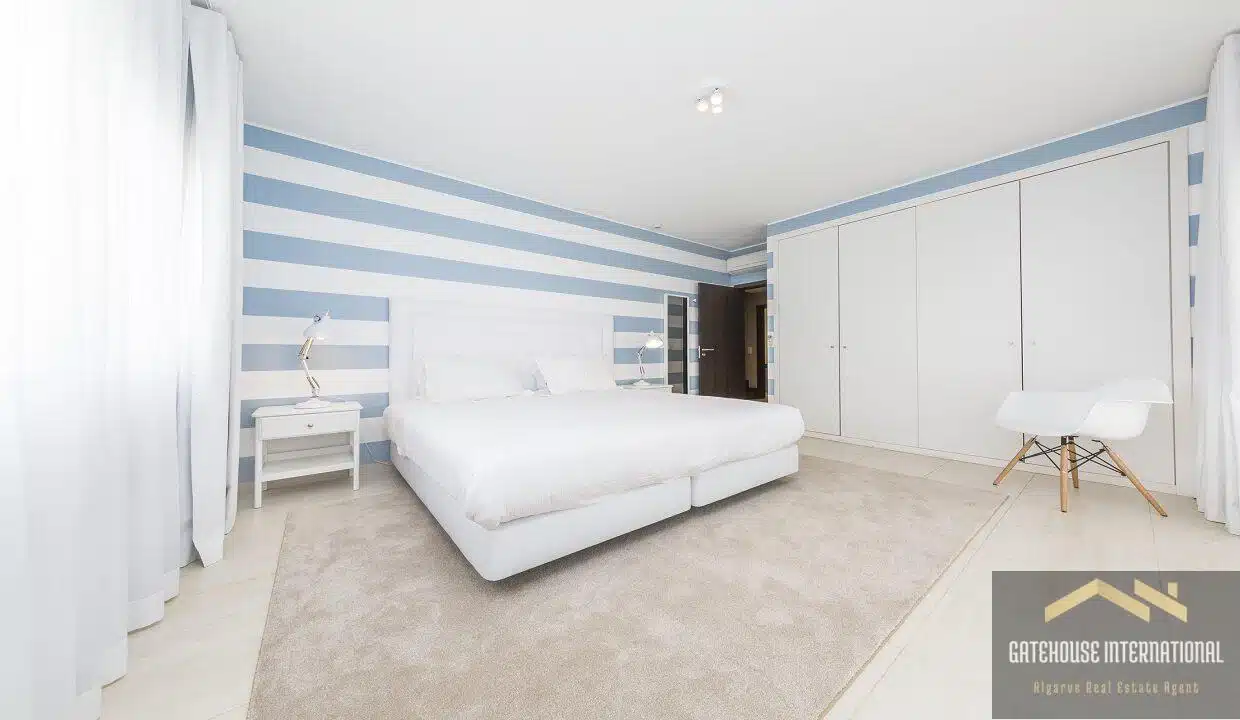 Vilamoura Sea & Golf View Triplex 2 Bed Apartment For Sale 43