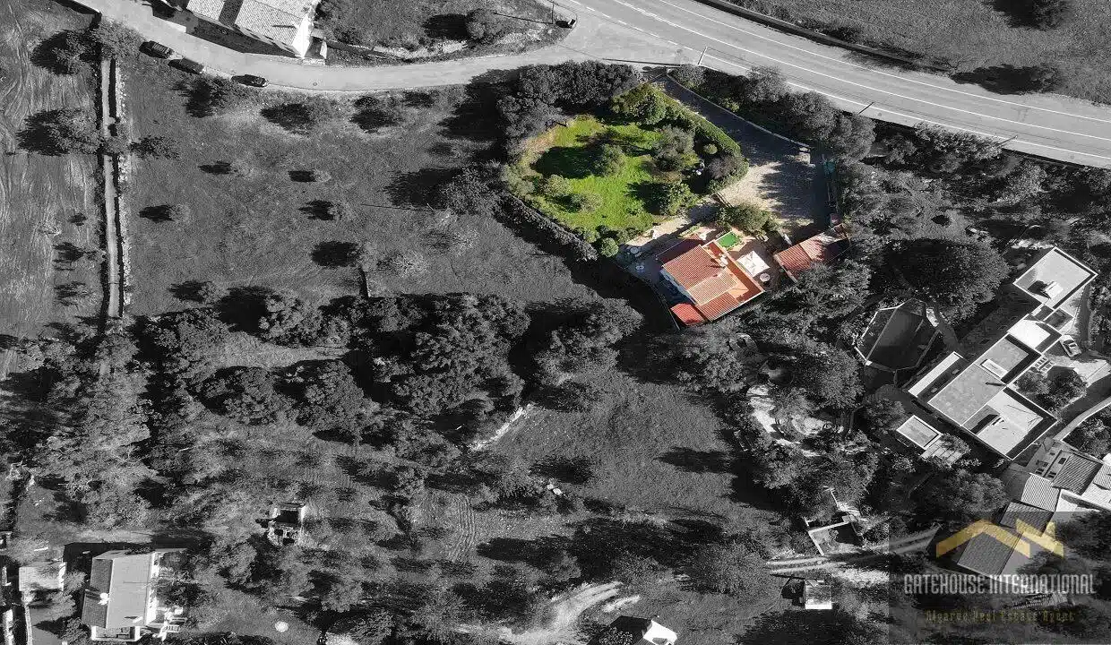 Villa For Sale In Loule Algarve 87