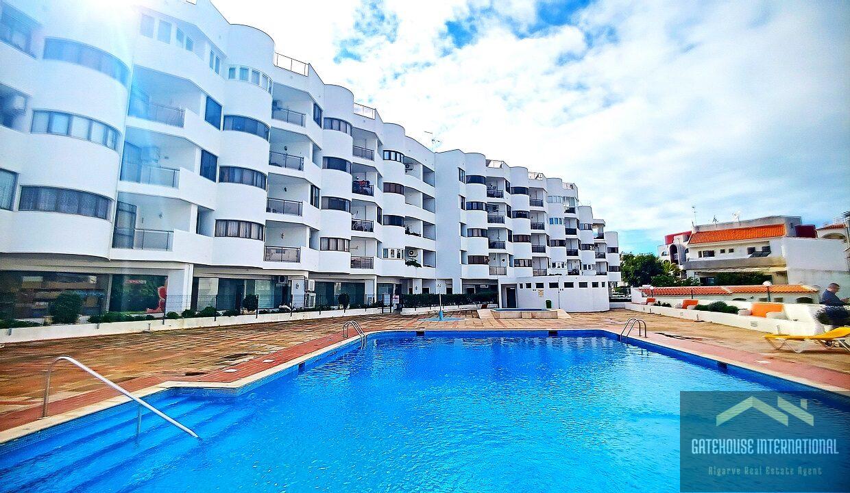 1 Bed Apartment Near The Beach In Albufeira Algarve 09