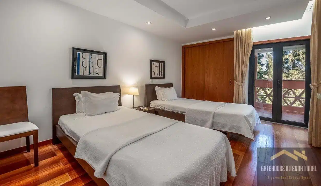 2 Bed Apartment In Praia da Luz West Algarve For Sale 0