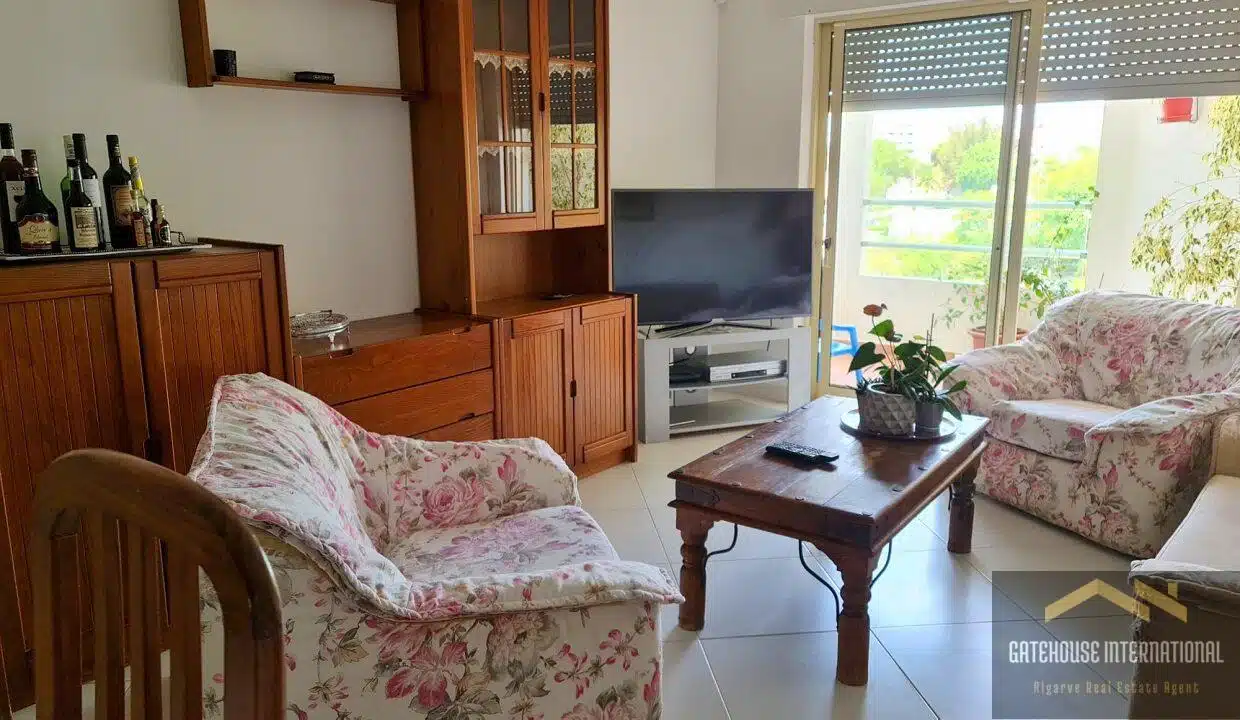 3 Bedroom Apartment With Pool In Albufeira Algarve 1