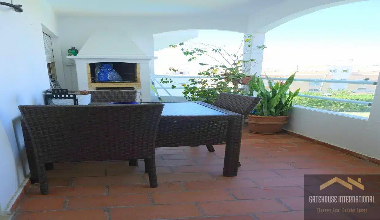 3 Bedroom Apartment With Pool In Albufeira Algarve 87