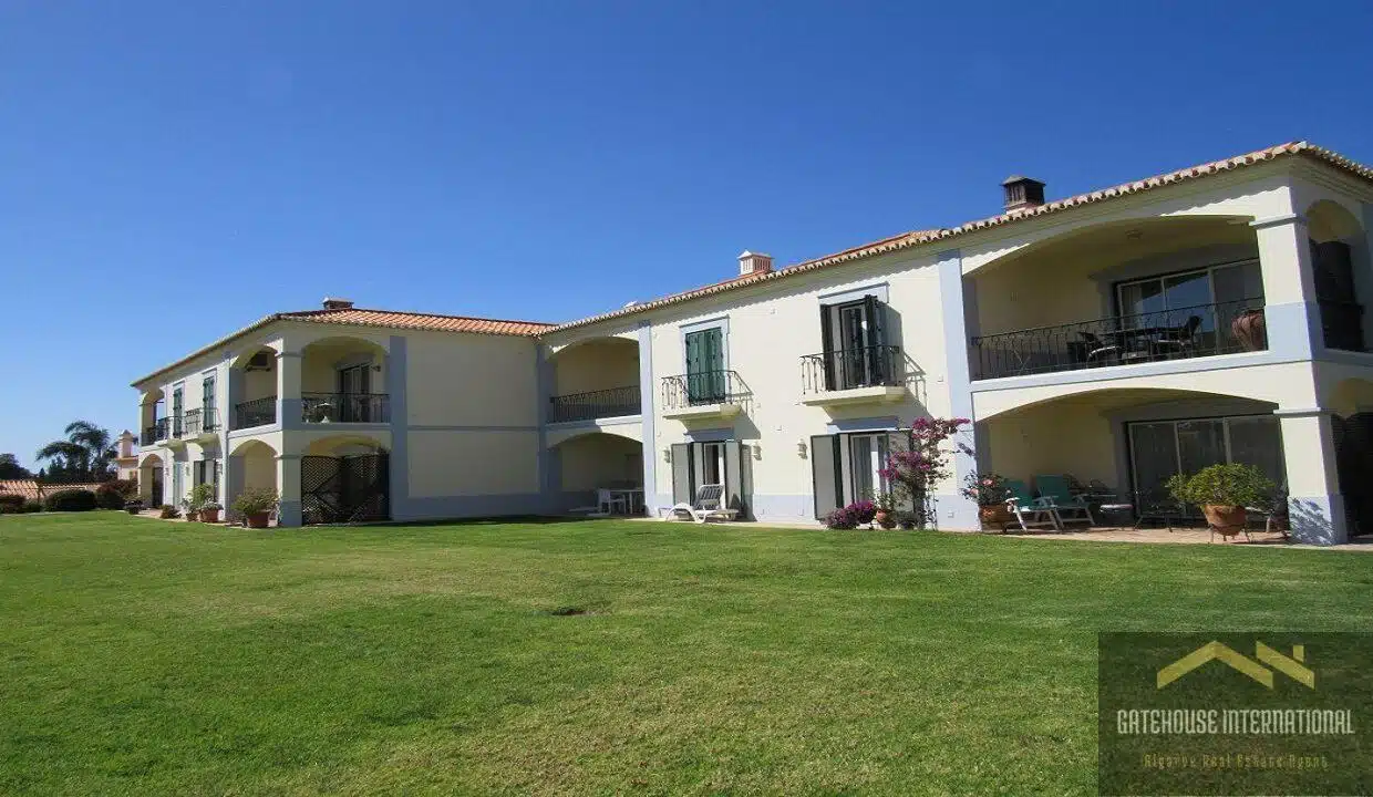3 Bedroom Golf Apartment In Carvoeiro Algarve 2