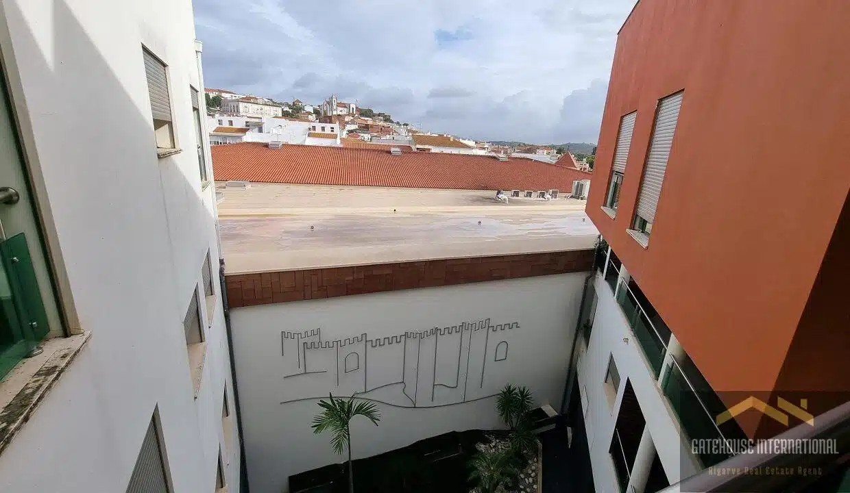 3 bed Apartment in Silves Centre Algarve 76