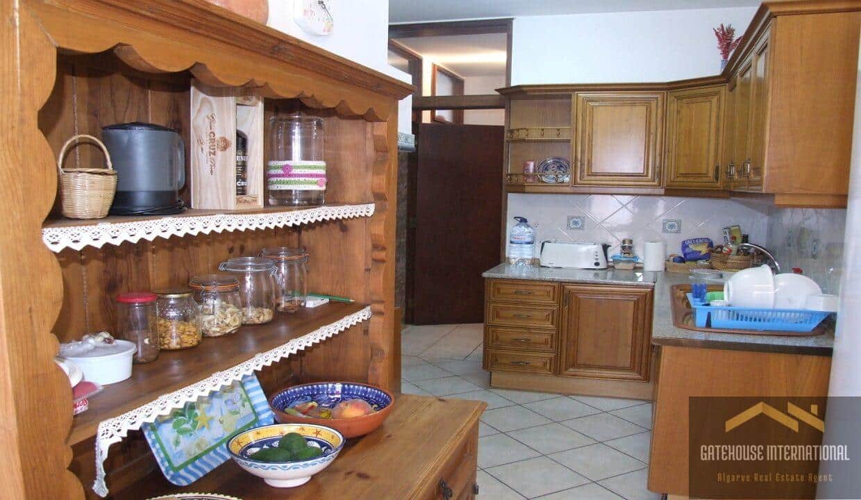 4 Bed Townhouse with Roof Terrace and Garage In Tavira Centre 7