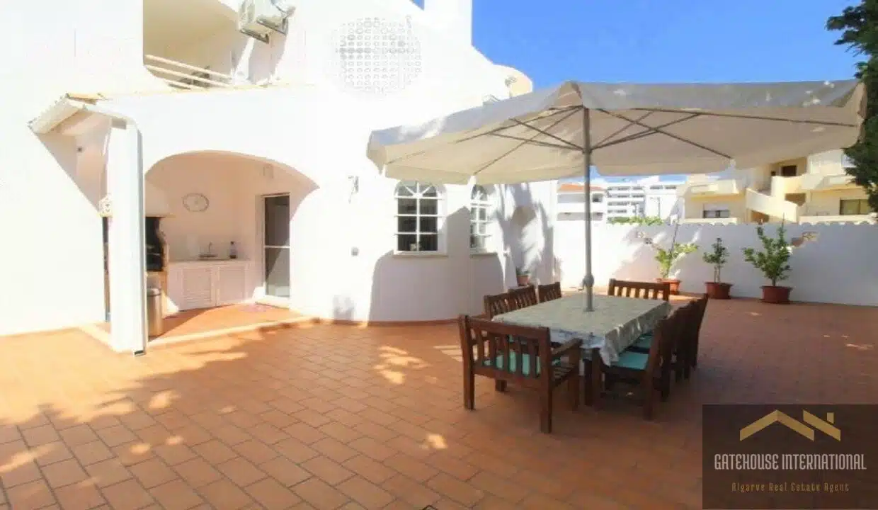 4 Bed Villa For Sale In Albufeira Algarve For Sale 1