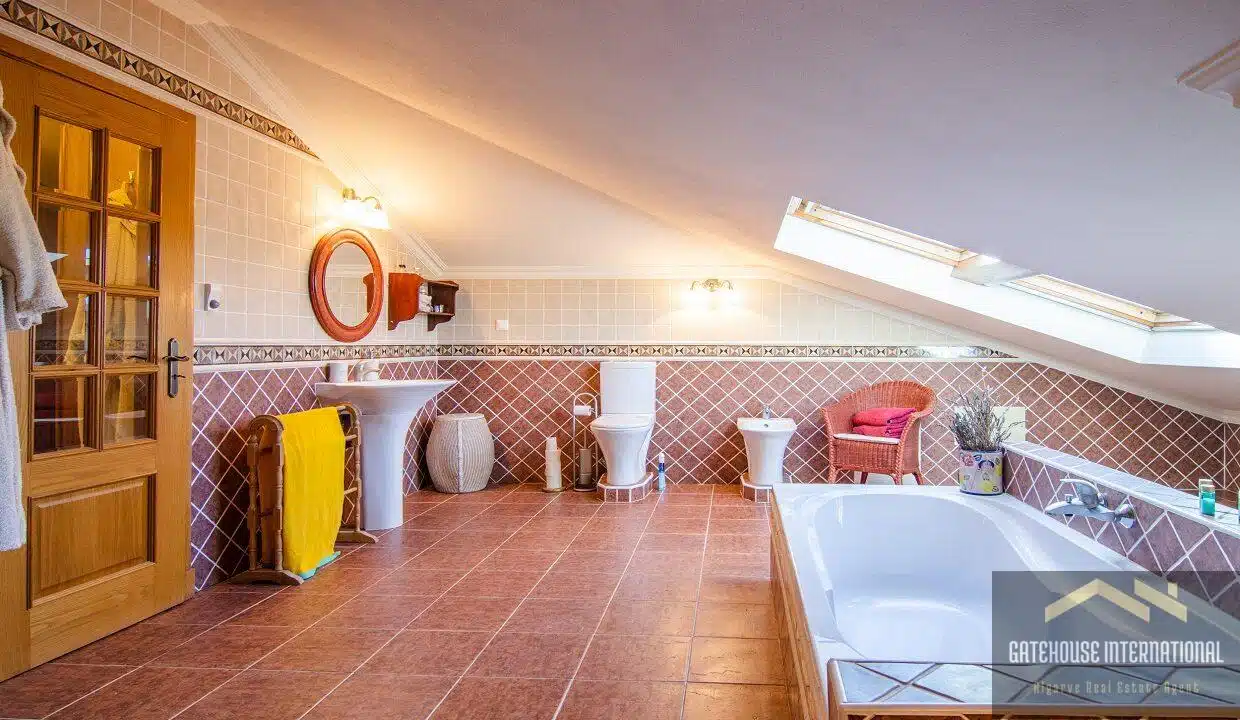 4 Bed Villa With Land For Sale In Bensafrim Lagos Algarve 98