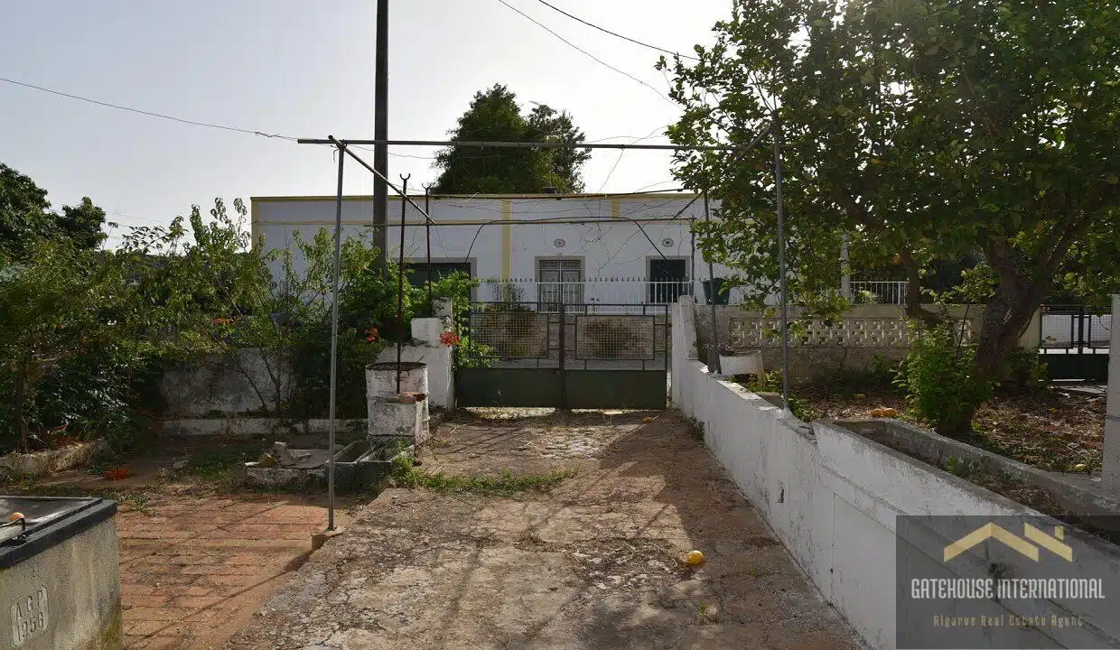 4 Properties For Sale In Bordeira In Santa Barbara de Nexe (15)