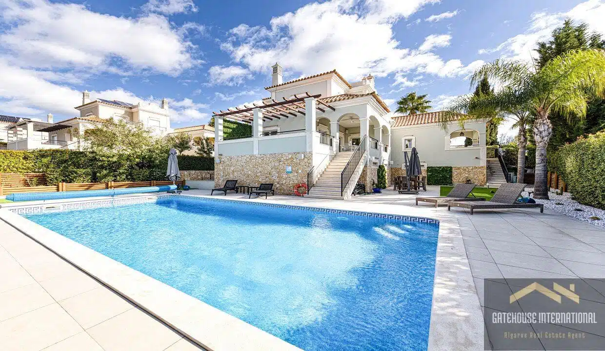 5 Bed Detached Villa With Distant Sea Views For Sale In The Crest Almancil 10
