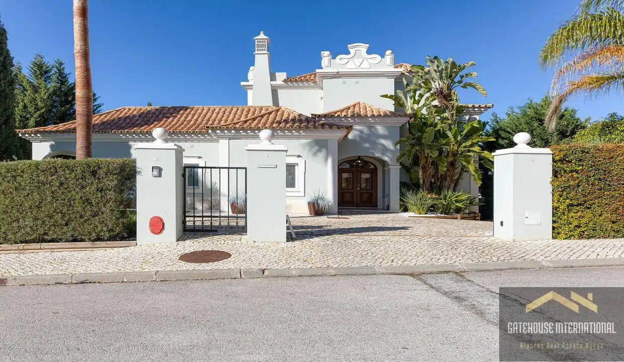 5 Bed Detached Villa With Distant Sea Views For Sale In The Crest Almancil 3