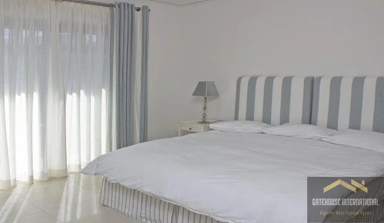 5 Bed Villa For Sale In Vale do Lobo Golf Resort Algarve 12