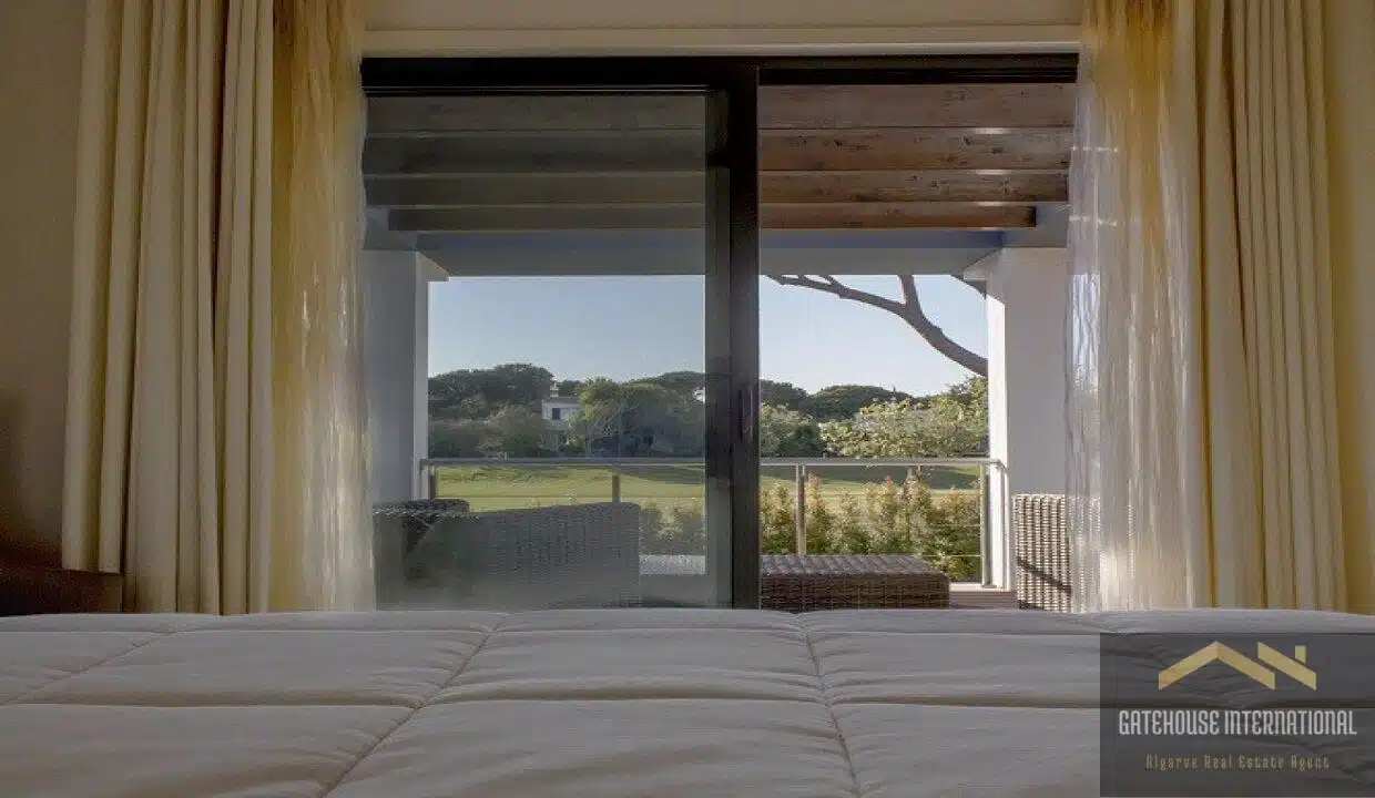 5 Bed Villa For Sale In Vale do Lobo Golf Resort Algarve 15