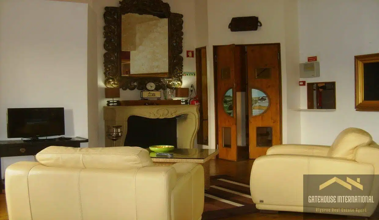 Algarve Restaurant Bar Plus 2 bed Apartment In Silves Centre 5