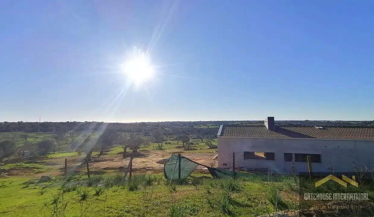Brand New Villa Under Construction With 12 Hectares In Silves 98
