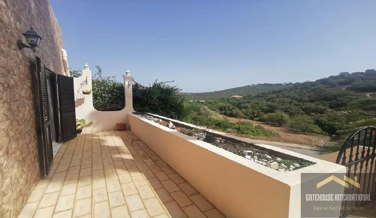 Loule Algarve 4 Bed Villa With Pool For Sale 28