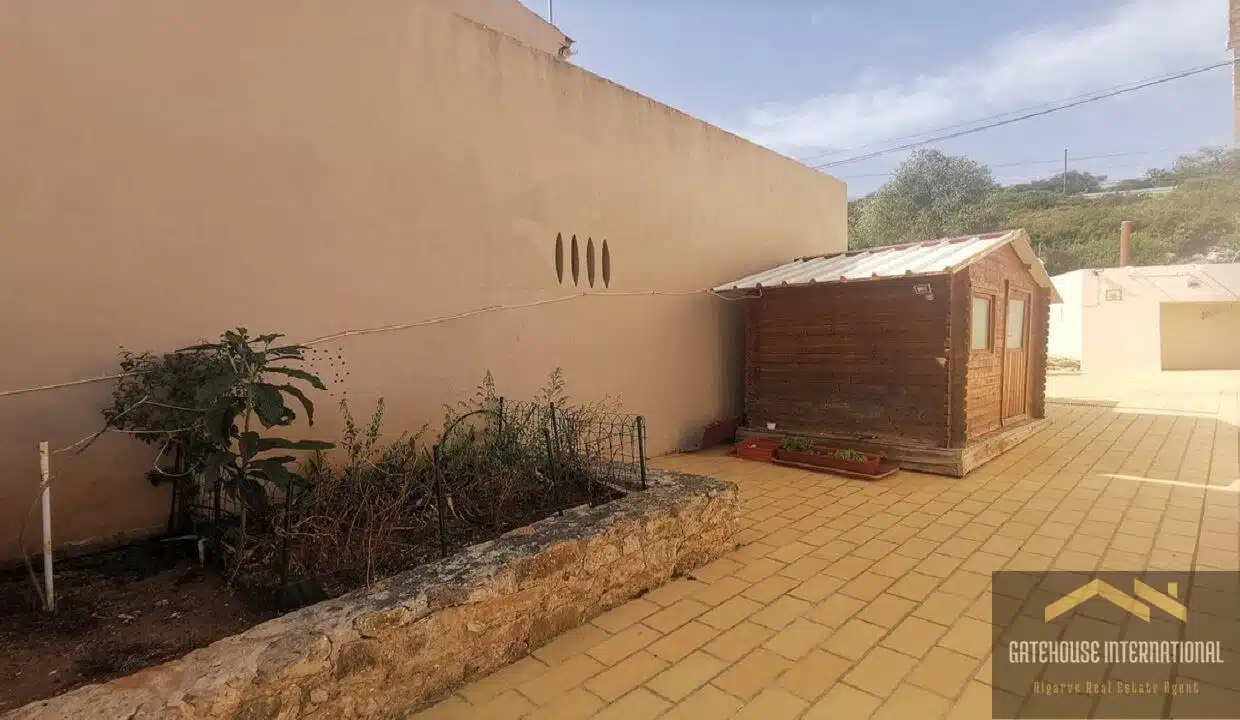 Loule Algarve 4 Bed Villa With Pool For Sale 29