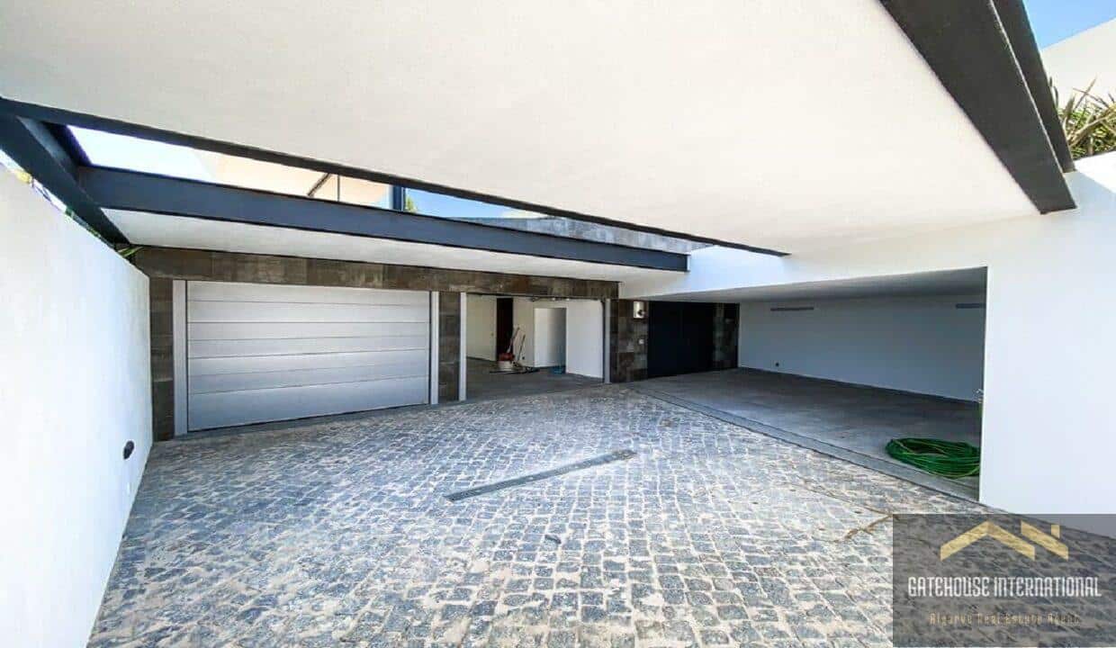 Luxury Algarve Modern Villa In Porto do Mos Lagos3343